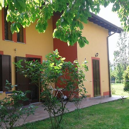 Villa Anna Bed & Breakfast Collecchio Exterior photo